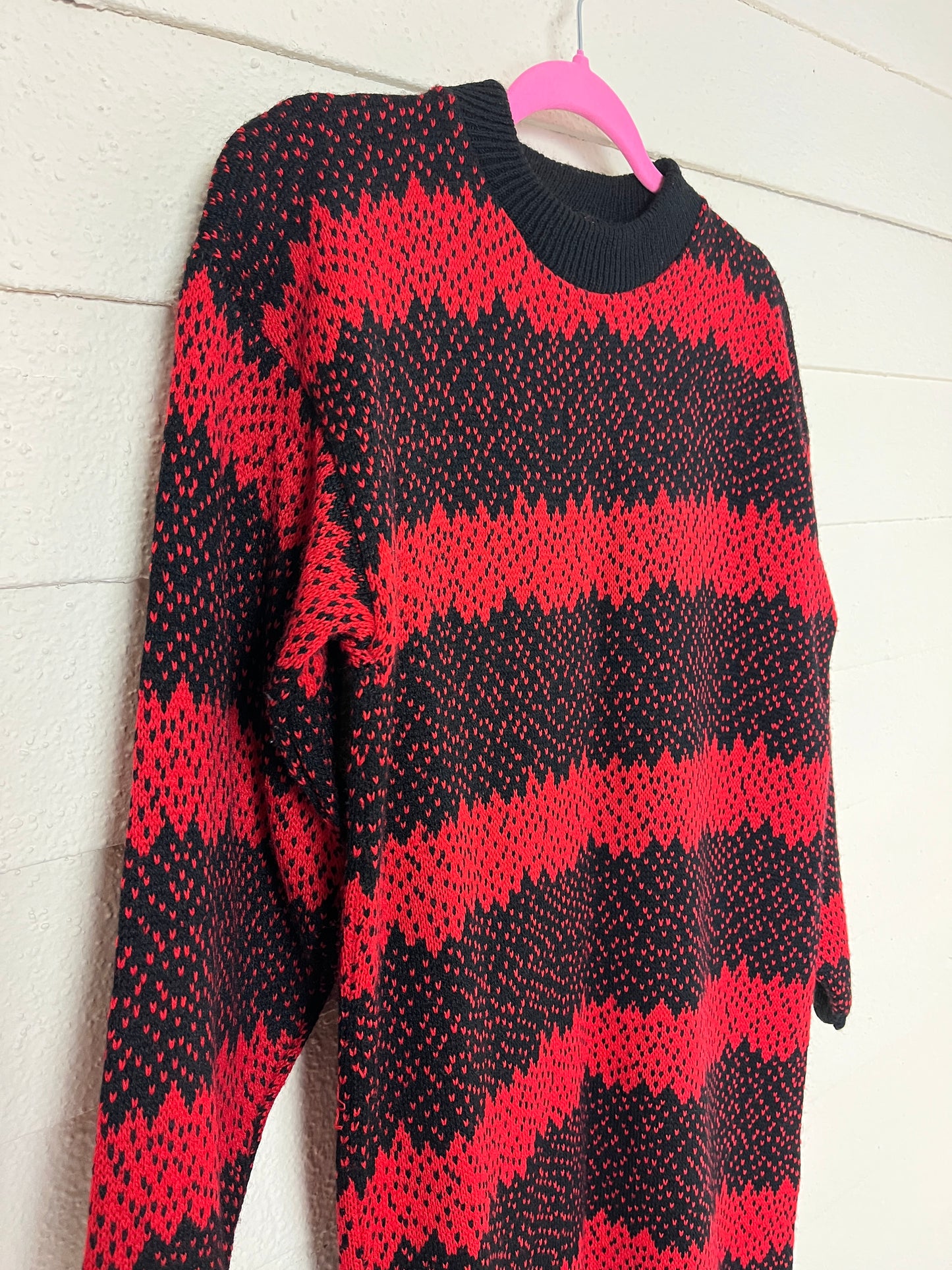 1980s TUFFI-LYNN RED AND BLACK RICK RACK PRINT SWEATER DRESS - size med to xl